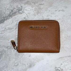Michael Kors Zip Wallet